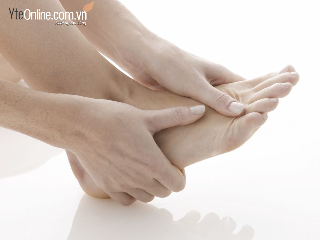 Cách giảm đau khớp vào mùa đông với bồn ngâm chân
